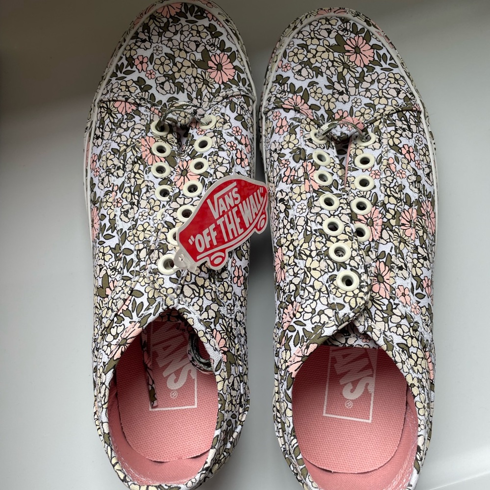 Vans Old Skool Tapered Mono Floral Multi/Marshmallow size 8 NWT NIB sneakers